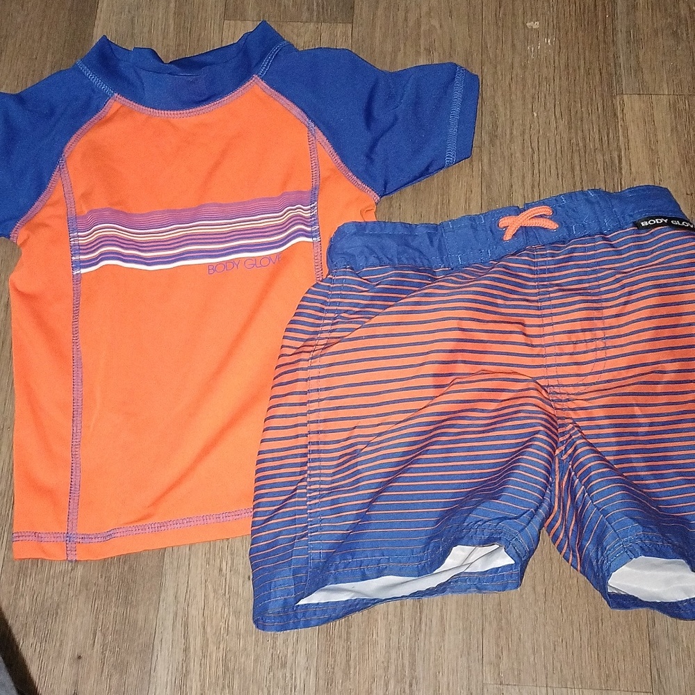 Body Glove Swimwear Set!
